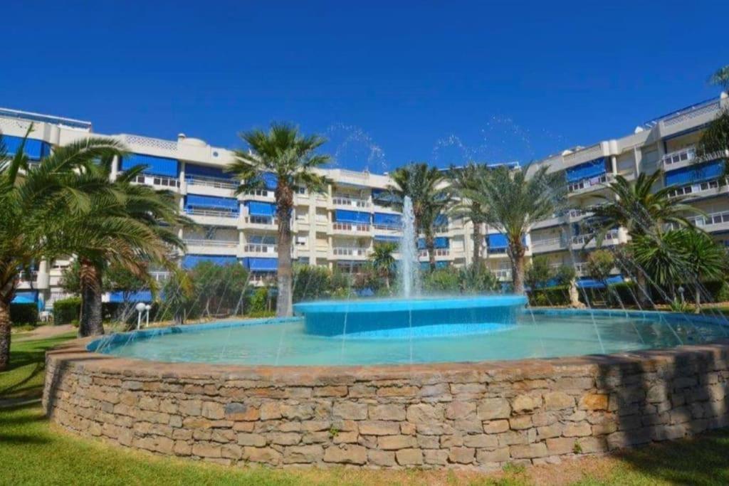Eden Costa Lago Primera Linea De Mar Torremolinos Ngoại thất bức ảnh