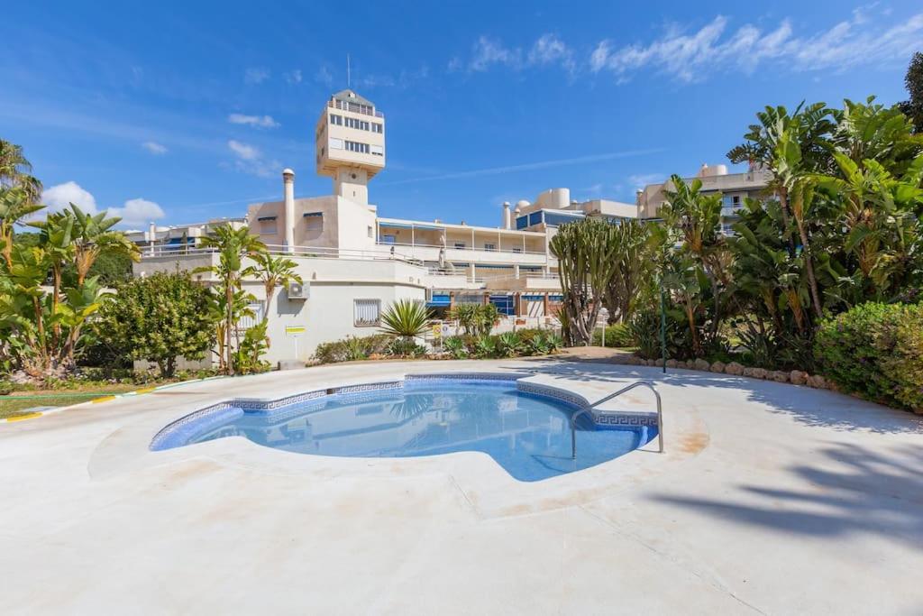 Eden Costa Lago Primera Linea De Mar Torremolinos Ngoại thất bức ảnh
